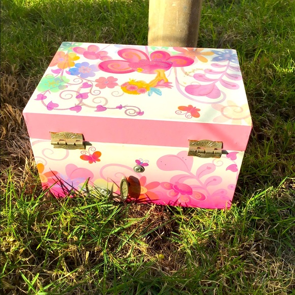 Kids jewelry box - Picture 3 of 3